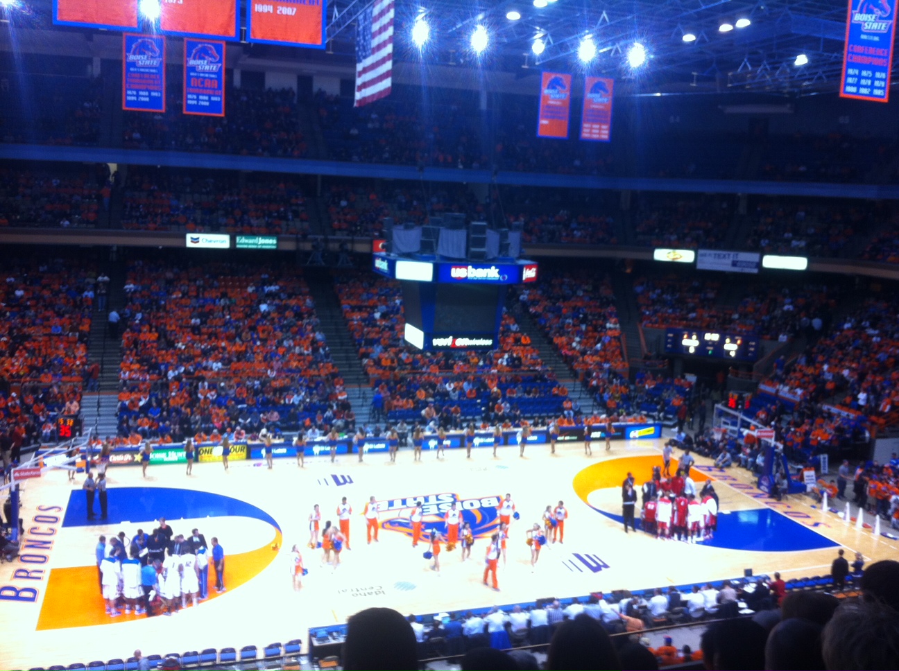 资讯